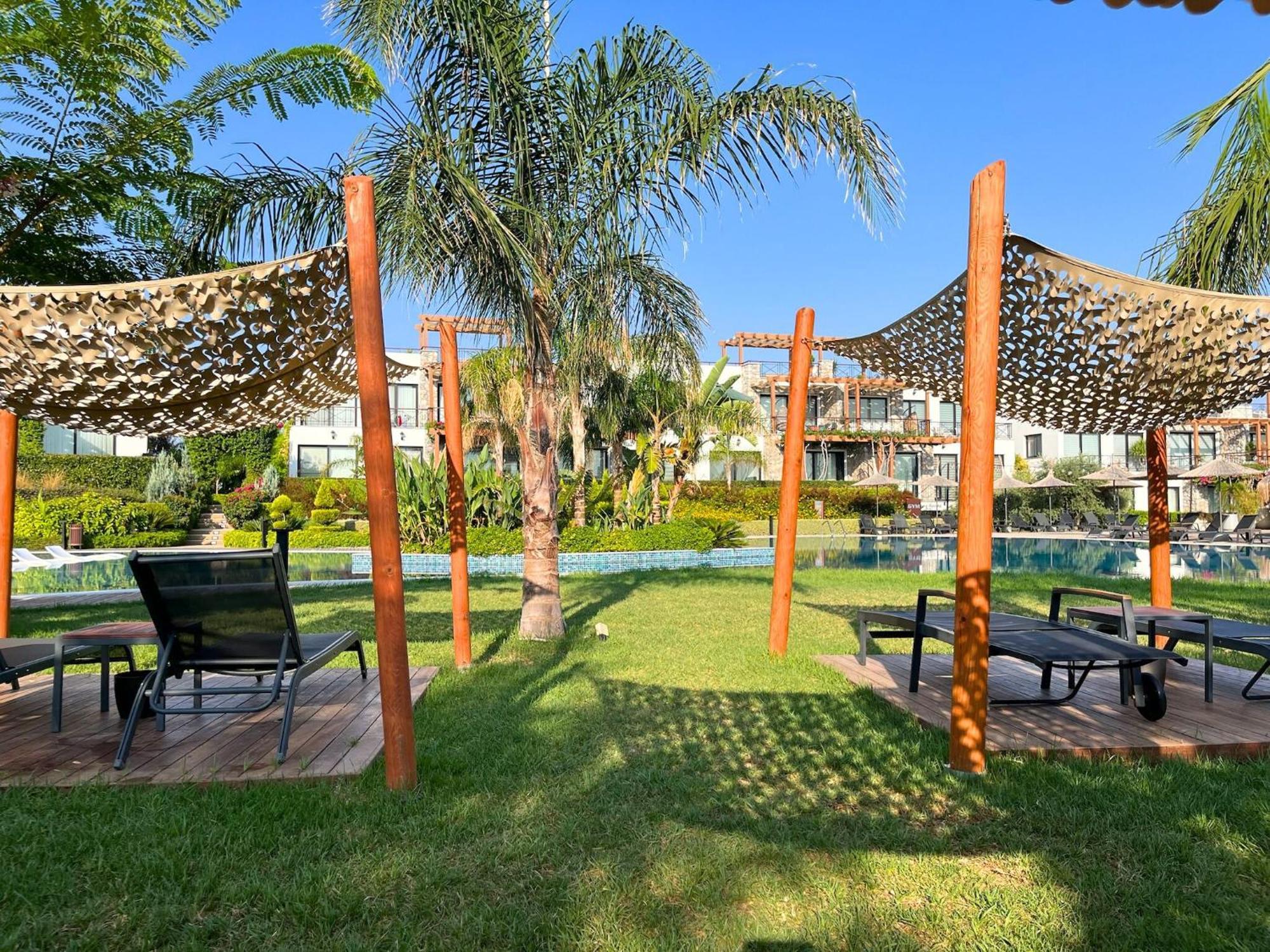 Luxurious Seafront Penthouse Apartment Kyrenia  Exterior photo